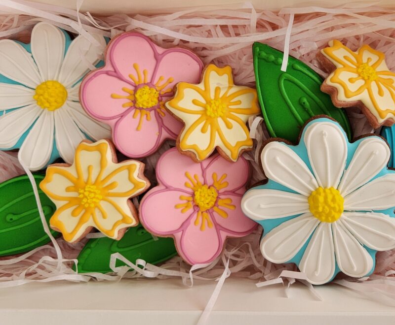 Bouquet of flowers cookies  floral design  summer cookie bouquet in jar bamble bee butterfly moms day woman girl teenager annyversary gift - Image 6