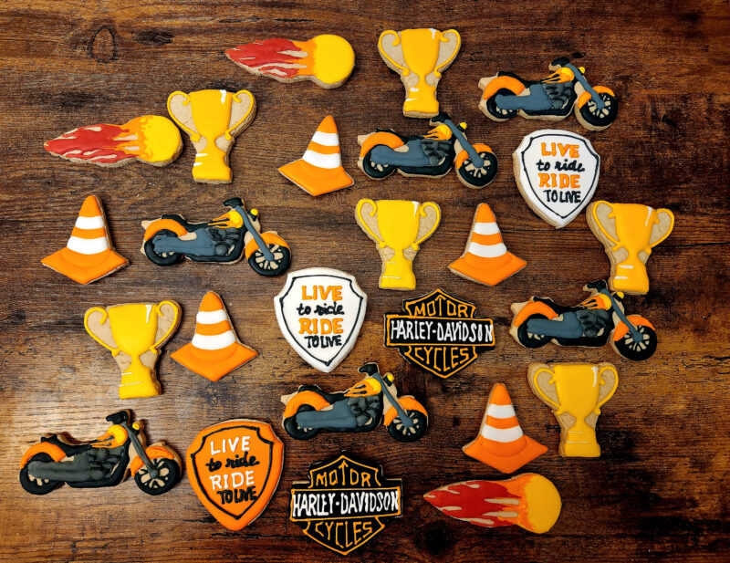 Anniversary birthday Harley Davidson cookies biker harley logo trophy cookie born to ride brown orange color customized personilized cookies - Image 9