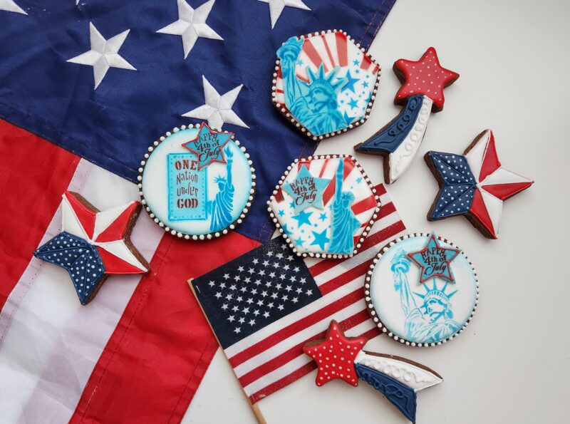July 4th independence day America patriotic blue red white stars state of liberty flag shugar decorated cookies - Image 6