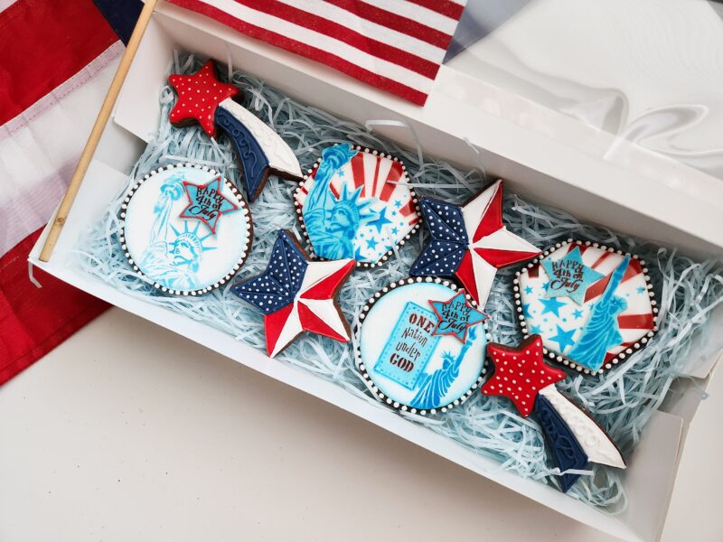 July 4th independence day America patriotic blue red white stars state of liberty flag shugar decorated cookies - Image 2