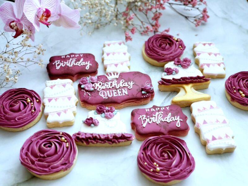 Happy birthday queen shugar cookies  white  purple  floral flower cake on stand gift present to woman girl mother - Image 7