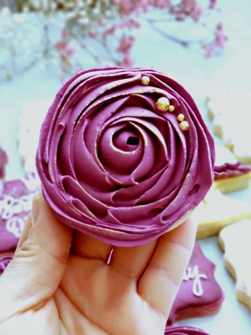 Happy birthday queen shugar cookies  white  purple  floral flower cake on stand gift present to woman girl mother - Image 9
