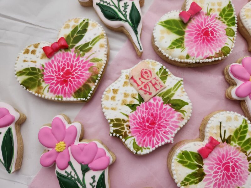 Anniversary  wedding bridal shower day woman shugar cookies pink flower floral heart shape set sweet gift - Image 5
