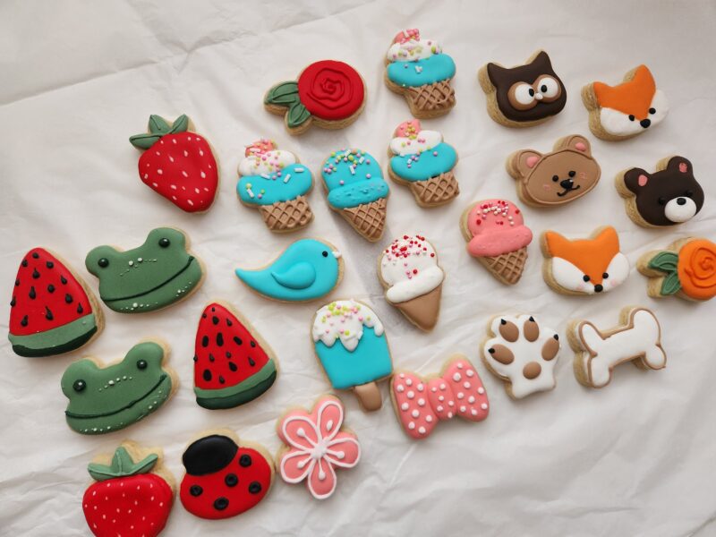 Mini cookies  in an icecream box  cute decorated multicolor pink blue animal fruit minis kids size small one bite cookie price per dozen - Image 9