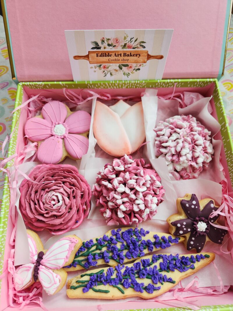 Floral flower shugar cookies hydrangea rose lavander dusty pink color  set in a box for sweet gift woman floral gift - Image 6