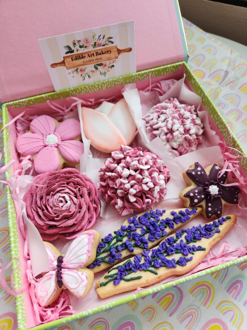 Floral flower shugar cookies hydrangea rose lavander dusty pink color  set in a box for sweet gift woman floral gift - Image 7