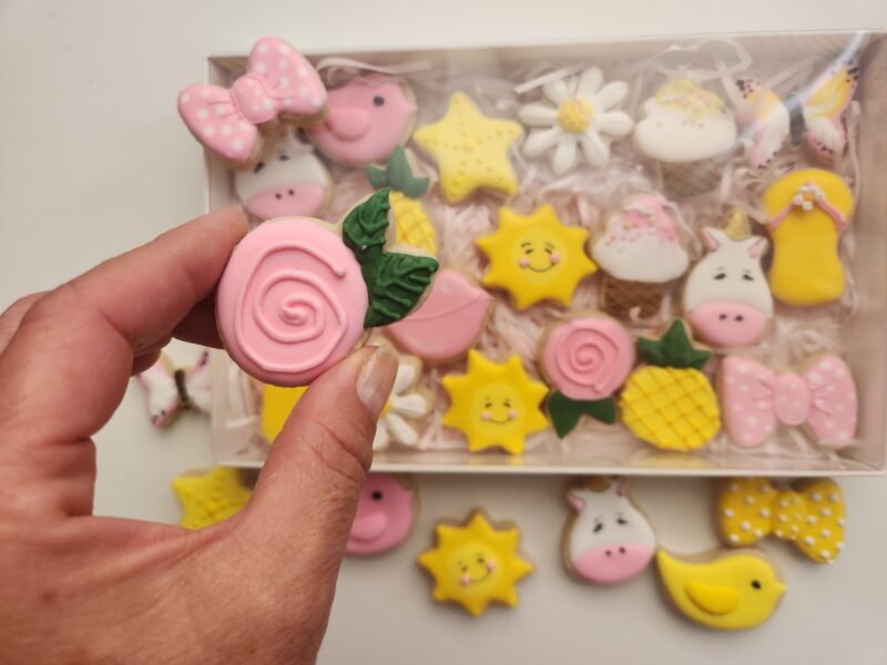Summer beach unicorn bird flower animal cookies   kids size small one bite cookie pink yellow blue mini cookies in a box - Image 5