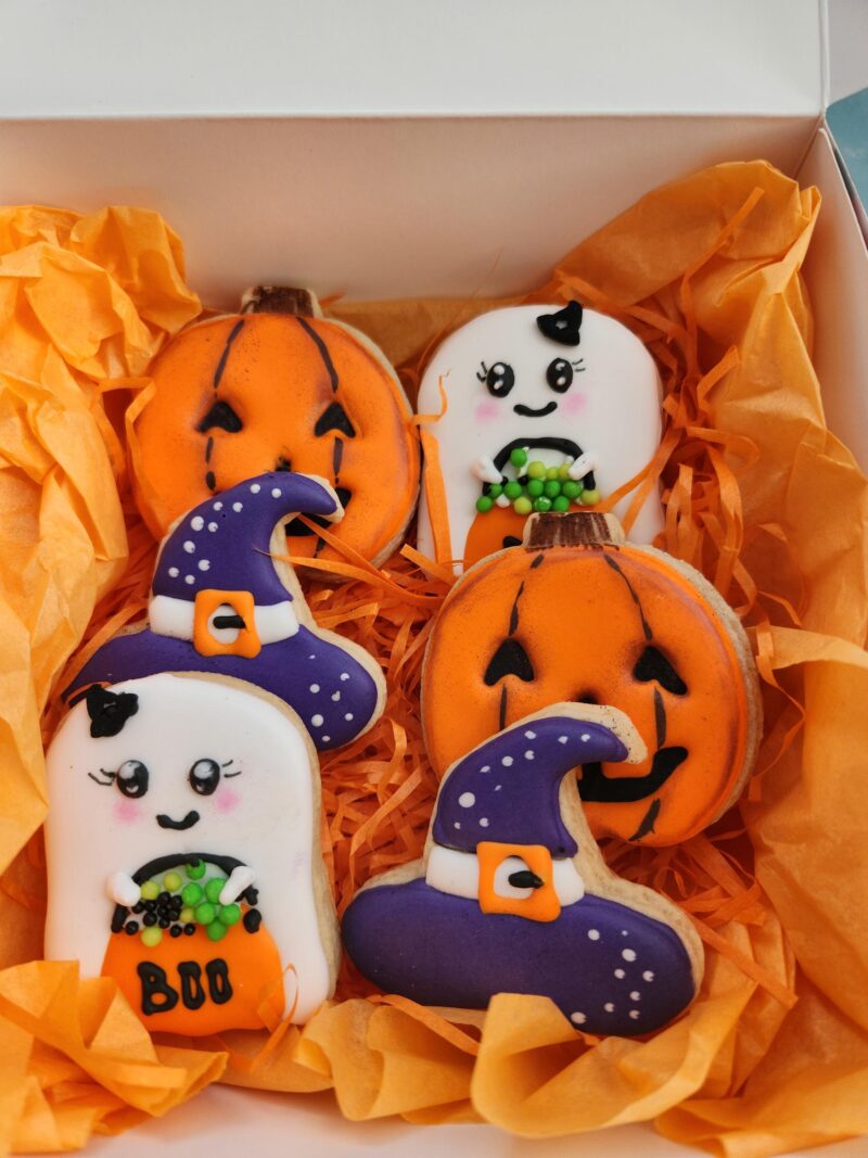Heloween cute ghost orange fun cute helloween cookies decorated  pumpkin witch hat set of cookies in a cute box - Image 2