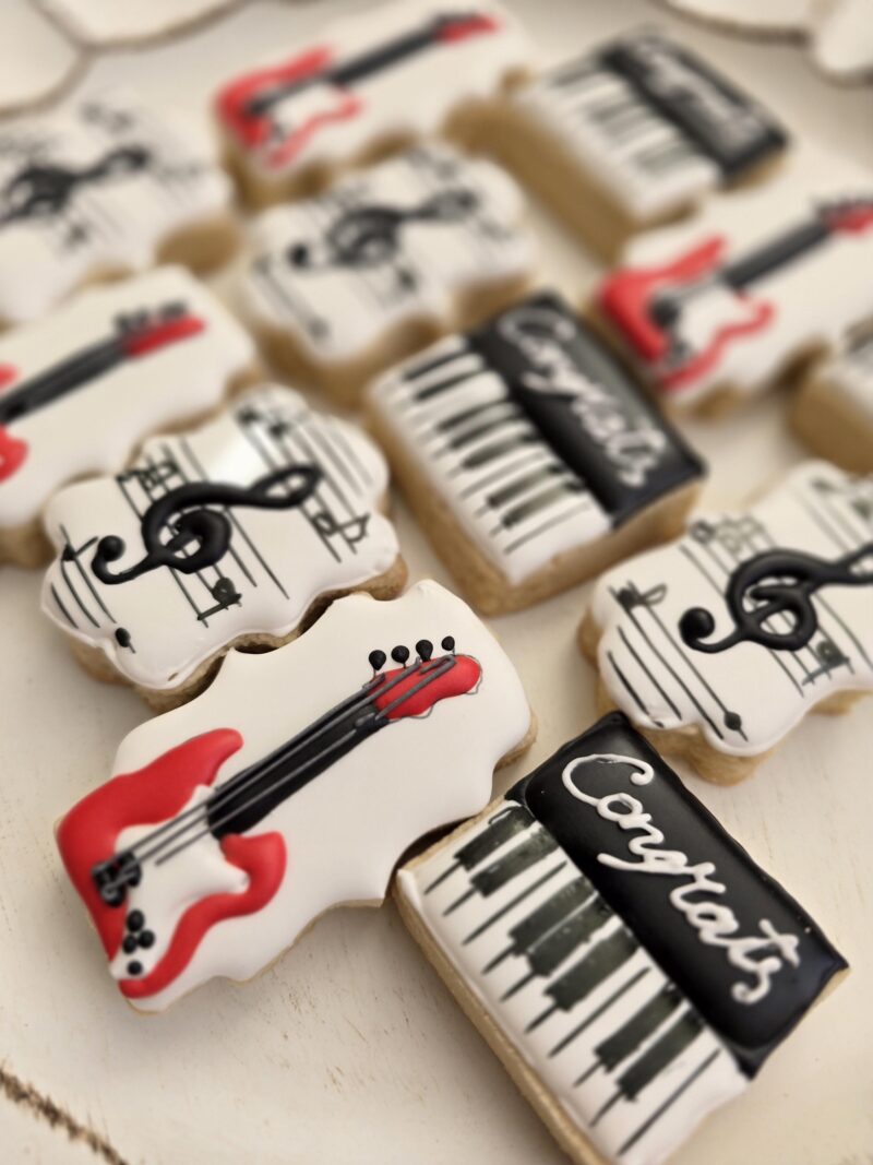 Mini music notes piano guitar shugar cookies 2 inch set red white congrats  congratulations musician gift present best for music teacher - Image 4
