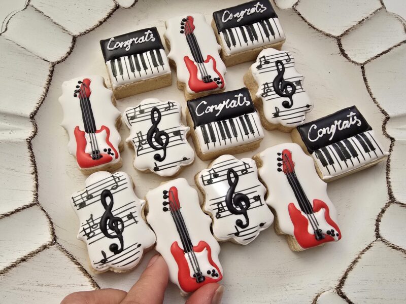 Mini music notes piano guitar shugar cookies 2 inch set red white congrats  congratulations musician gift present best for music teacher - Image 5