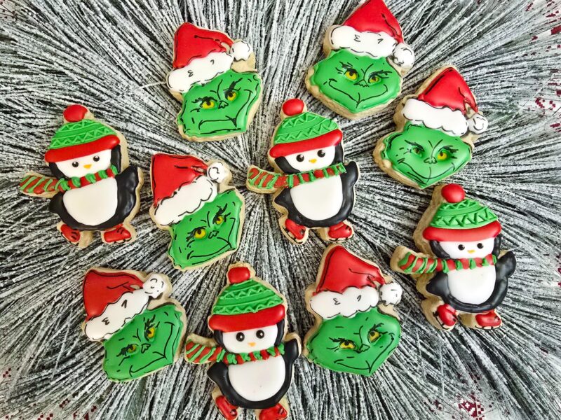 Grinch christmas shugar cookies  gift red green color from scratch hand painted customized gingerbread  vanilla cookie - Image 5