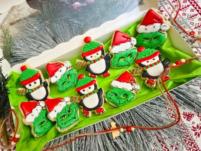 Grinch christmas shugar cookies  gift red green color from scratch hand painted customized gingerbread  vanilla cookie