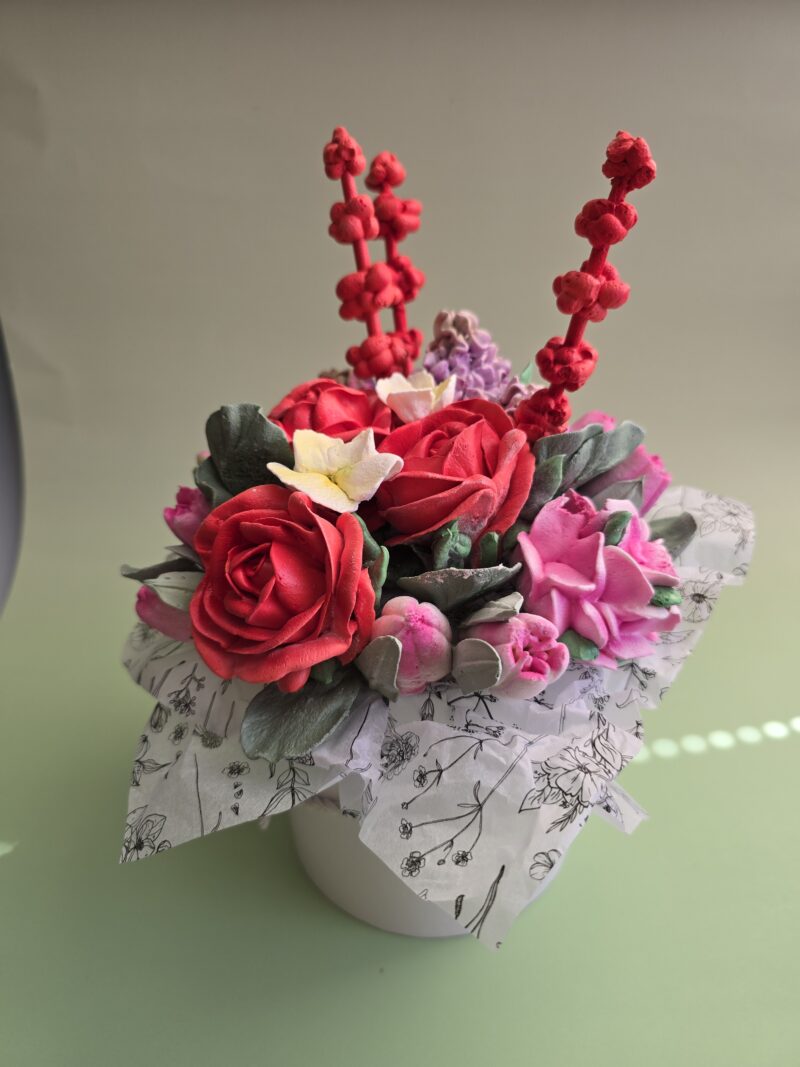 Marshmallow zephyr flowers rose hydrangea tulips adorable present for mom day birthday  anniversary gift pink purple in a round box. - Image 7