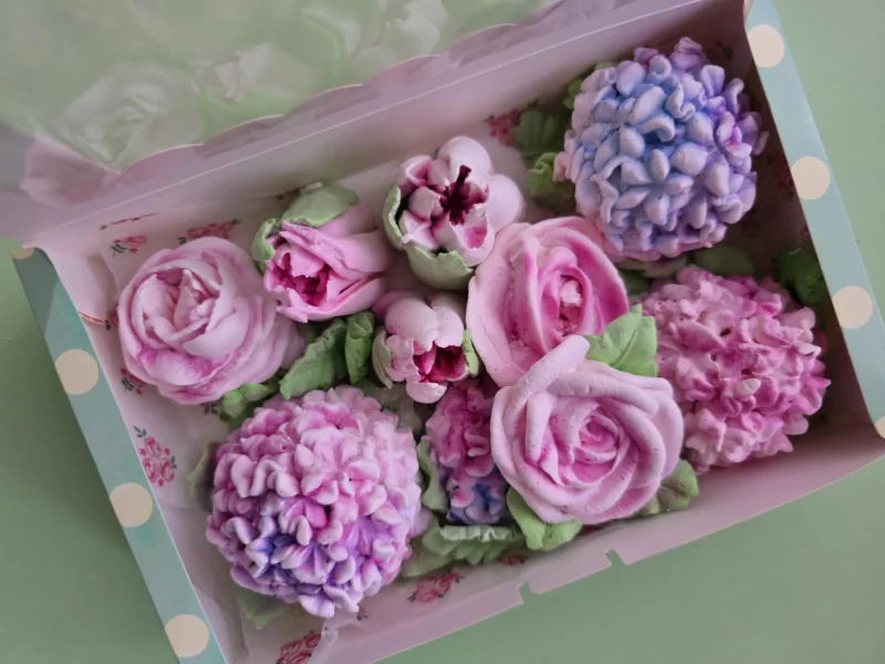 Marshmallow zephyr flowers rose hydrangea tulips adorable present for mom day birthday  anniversary gift pink purple in a box. - Image 7