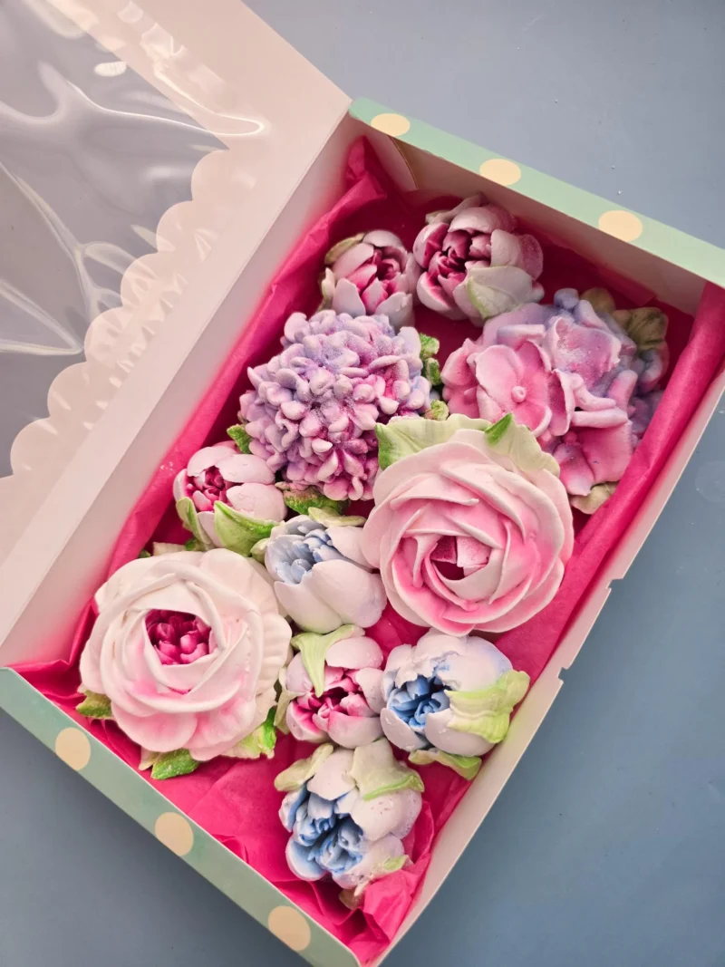 Marshmallow zephyr flowers rose hydrangea tulips adorable present for mom day birthday  anniversary gift pink purple in a box. - Image 4